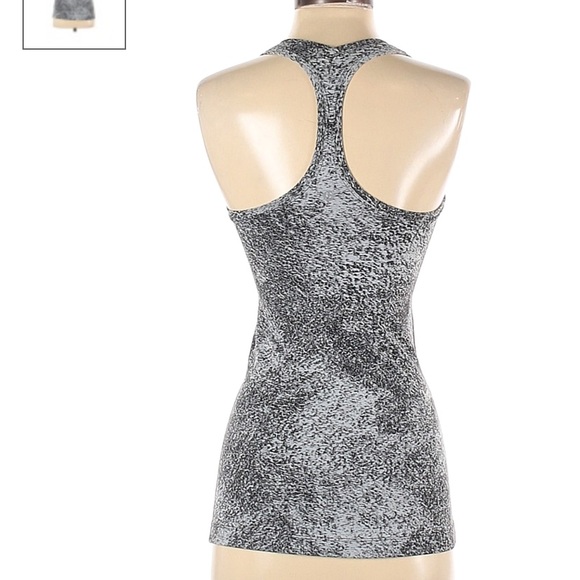 lululemon tank size 0 - Picture 2 of 6